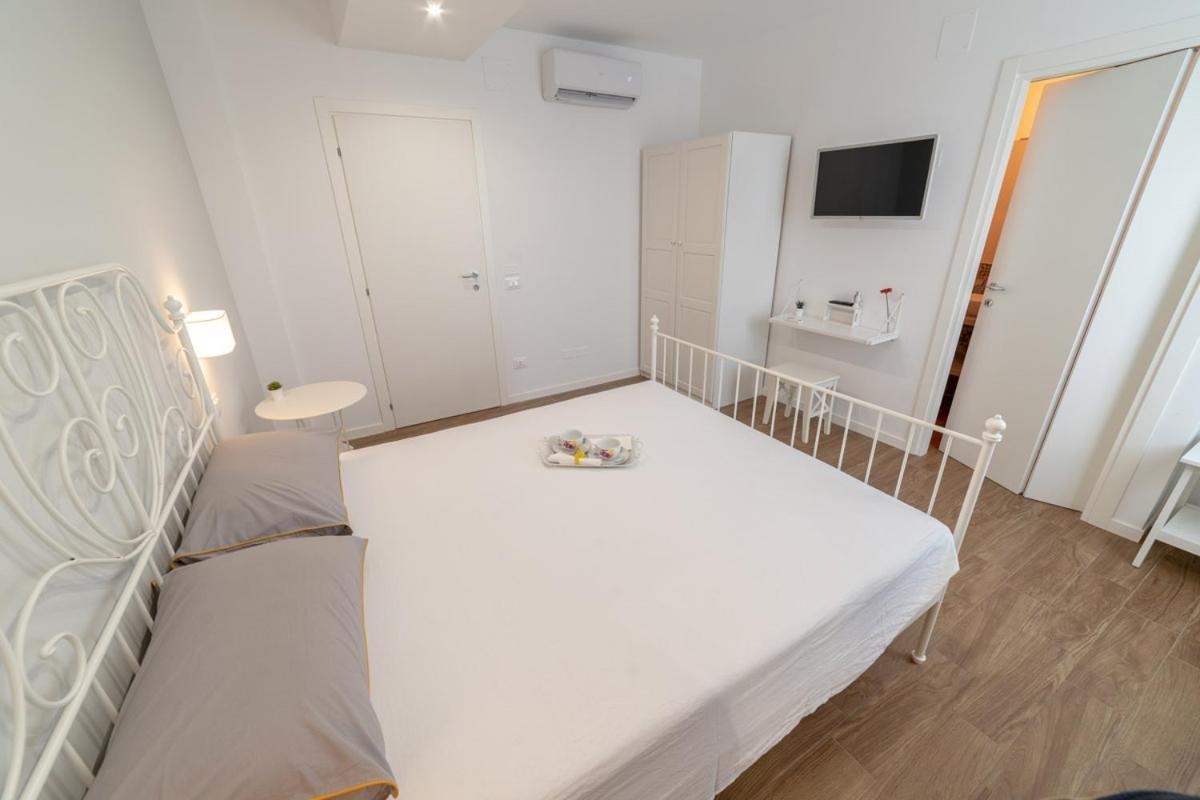 Natura E Mente Camere E Relax 瓦斯托 外观 照片